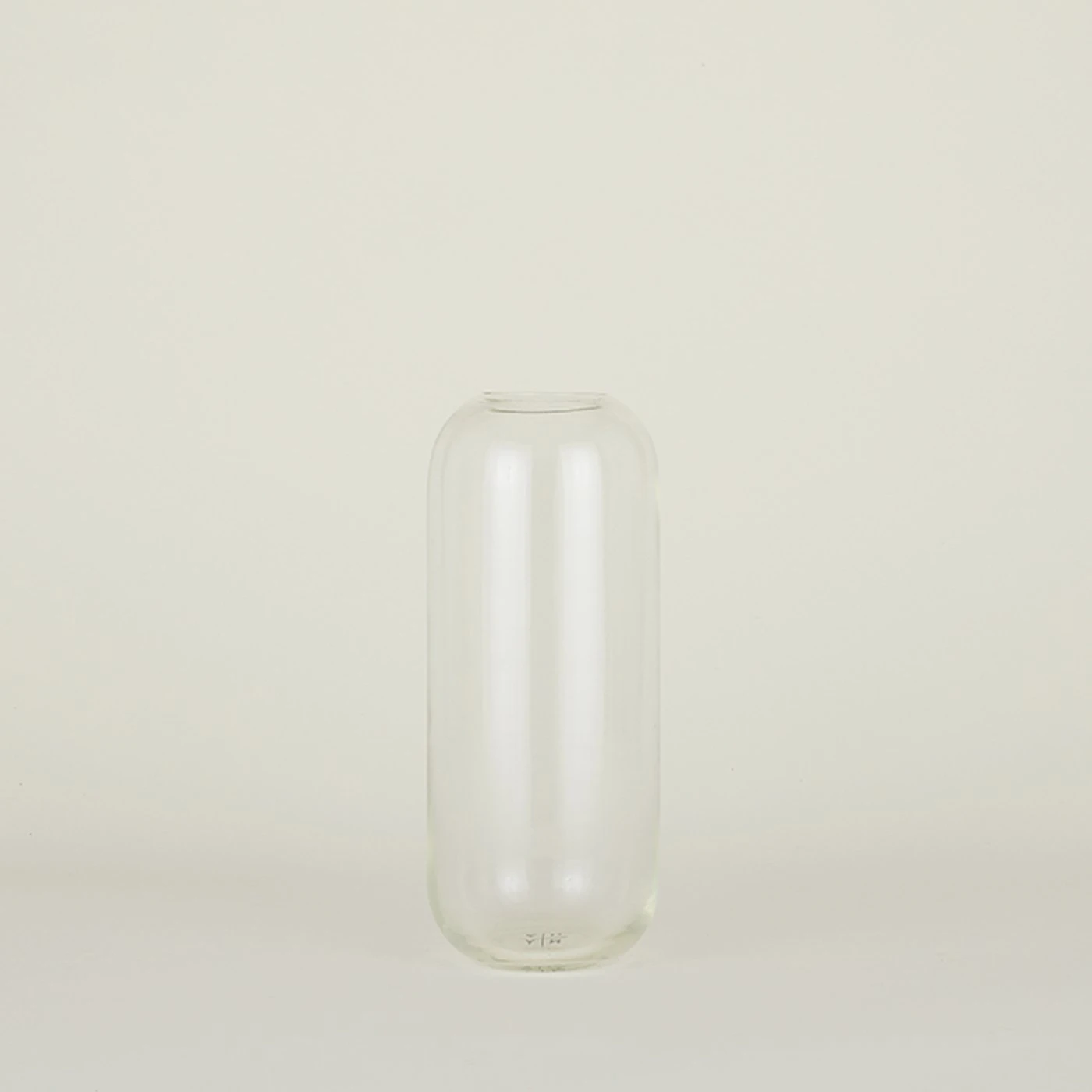 Aurora Pill Vase - Clear 6 Aurora Pill Vase - Clear - Image 4
