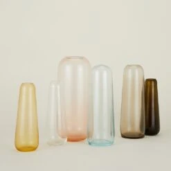 Aurora Pill Vase - Olive 13 Aurora Pill Vase - Olive -ferm LIVING Store 0722204523 RT be005a65 d6ce 4b80 927f 770a0622092b