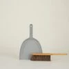 Iris Hantverk Dustpan Set -ferm LIVING Store 0722204922 RT a6cc5fe9 9d3a 4e07 9740 b3d94530cb3c