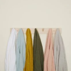 Iris Hantverk Wooden Rack - Seven Hooks 7 Iris Hantverk Wooden Rack - Seven Hooks -ferm LIVING Store 0722207455 RT