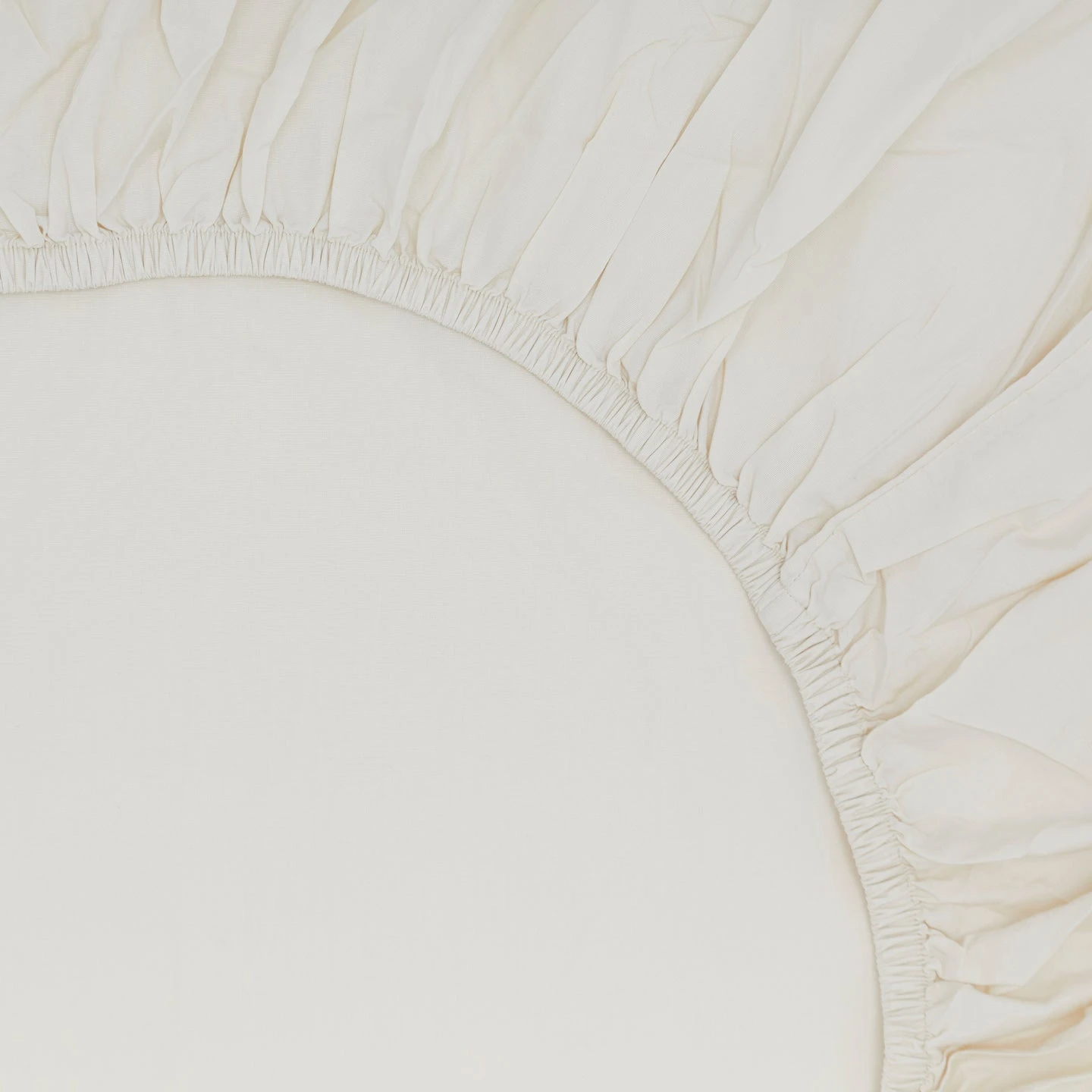 Essential Percale Sheet Set - Ivory 6 Essential Percale Sheet Set - Ivory - Image 4