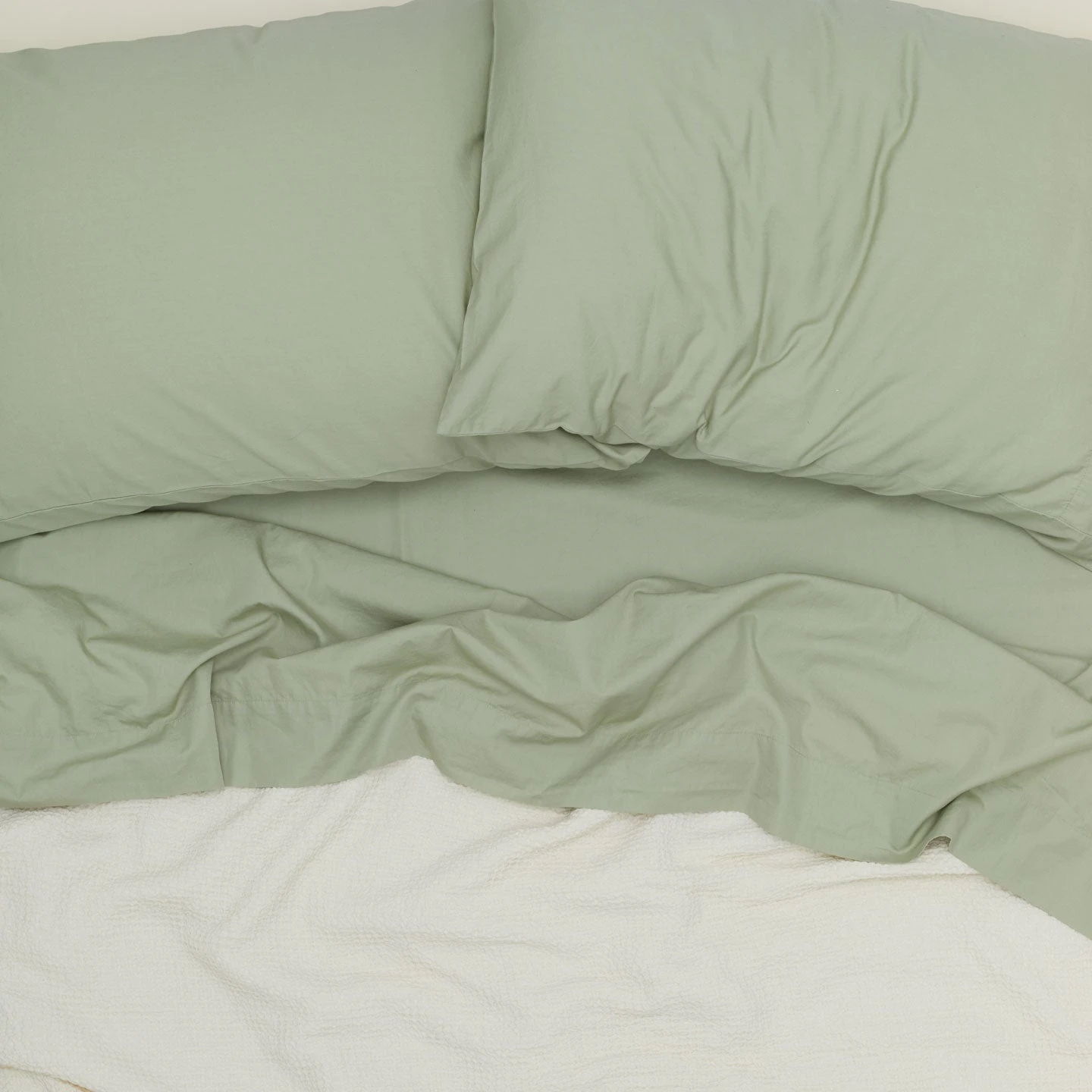 Essential Percale Sheet Set - Ivory 5 Essential Percale Sheet Set - Ivory - Image 3