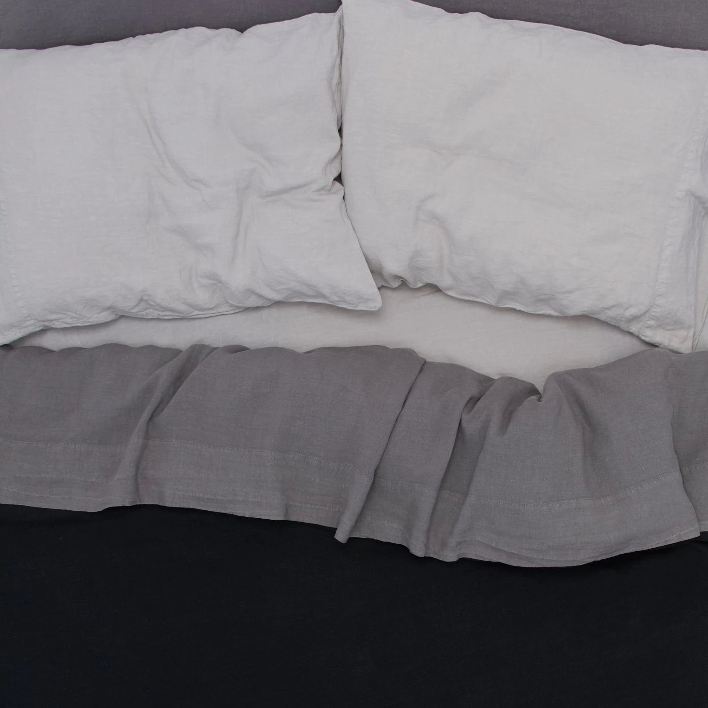 Simple Linen Duvet - Dark Grey 5 Simple Linen Duvet - Dark Grey - Image 3