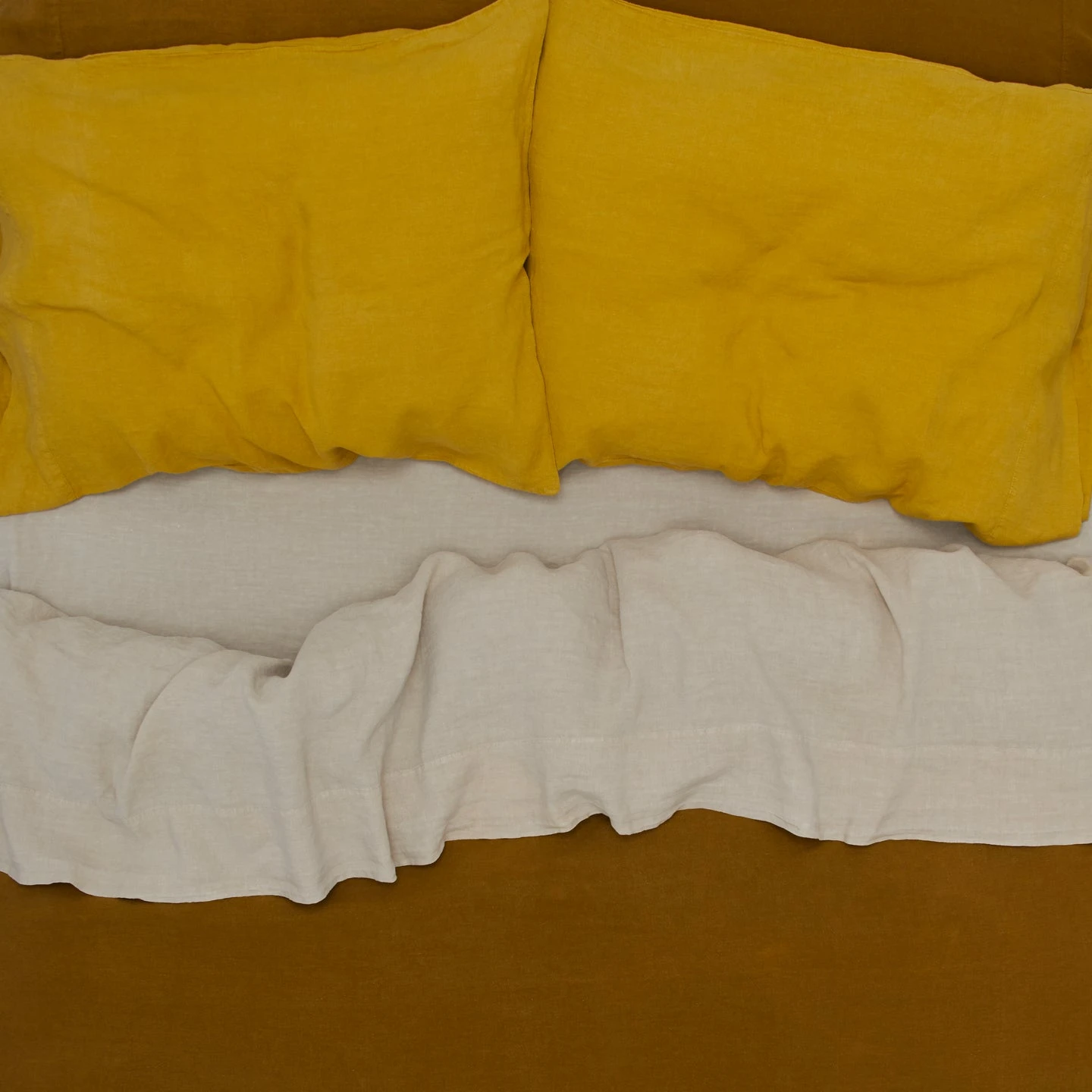 Simple Linen Fitted Sheet - Mustard 6 Simple Linen Fitted Sheet - Mustard - Image 4