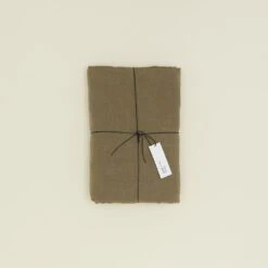 Simple Linen Duvet - Olive -ferm LIVING Store 2021 JUNE HNY NEW WEBSITE25796 olive