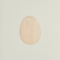 Pebble Cutting Board - Maple -ferm LIVING Store 2021 JUNE HNY NEW WEBSITE25918 42190b3d 8b2b 4f8f b8e7 7551155f7f2b