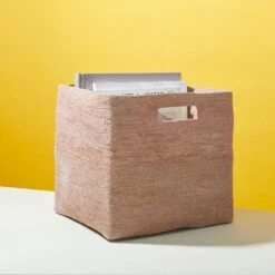 Essential Square Basket - Natural -ferm LIVING Store 2023 EMAILHOMEPAGE EDITORIAL0611