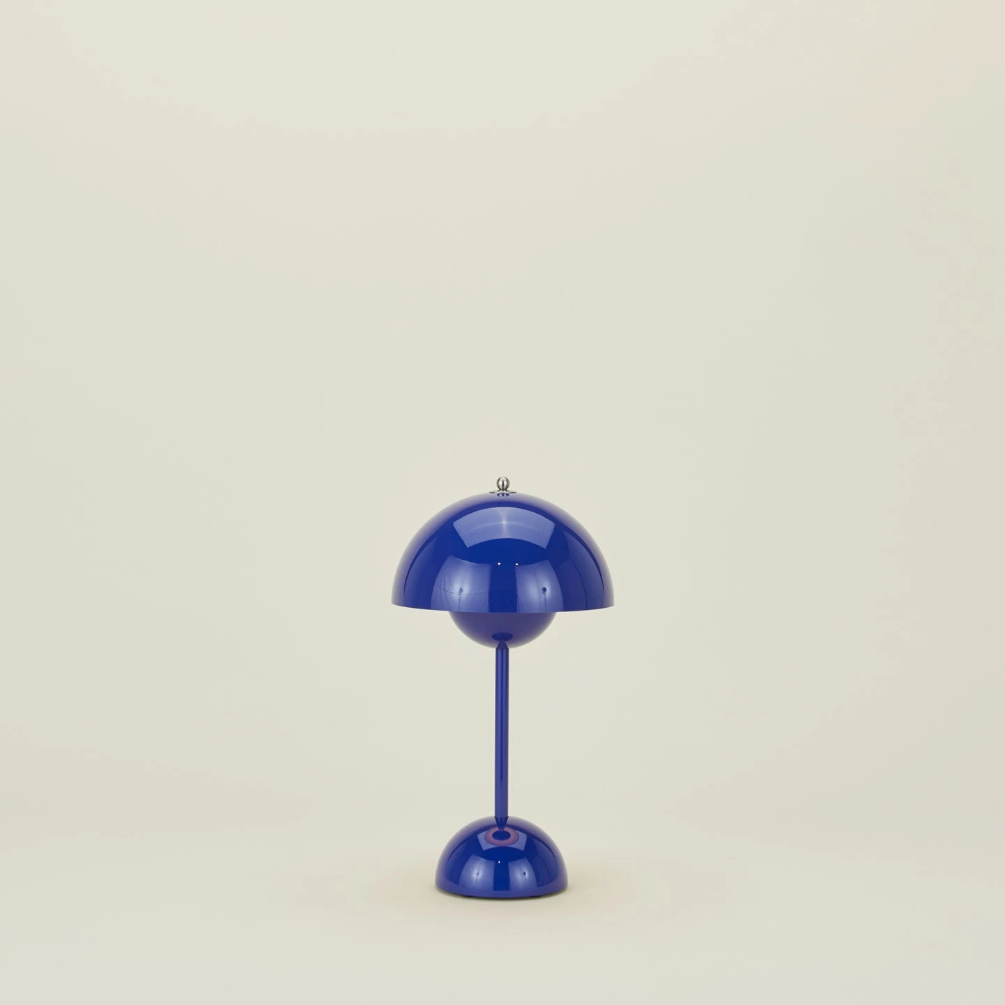 &Tradition Flowerpot Portable Lamp - Cobalt 5 &Tradition Flowerpot Portable Lamp - Cobalt - Image 3