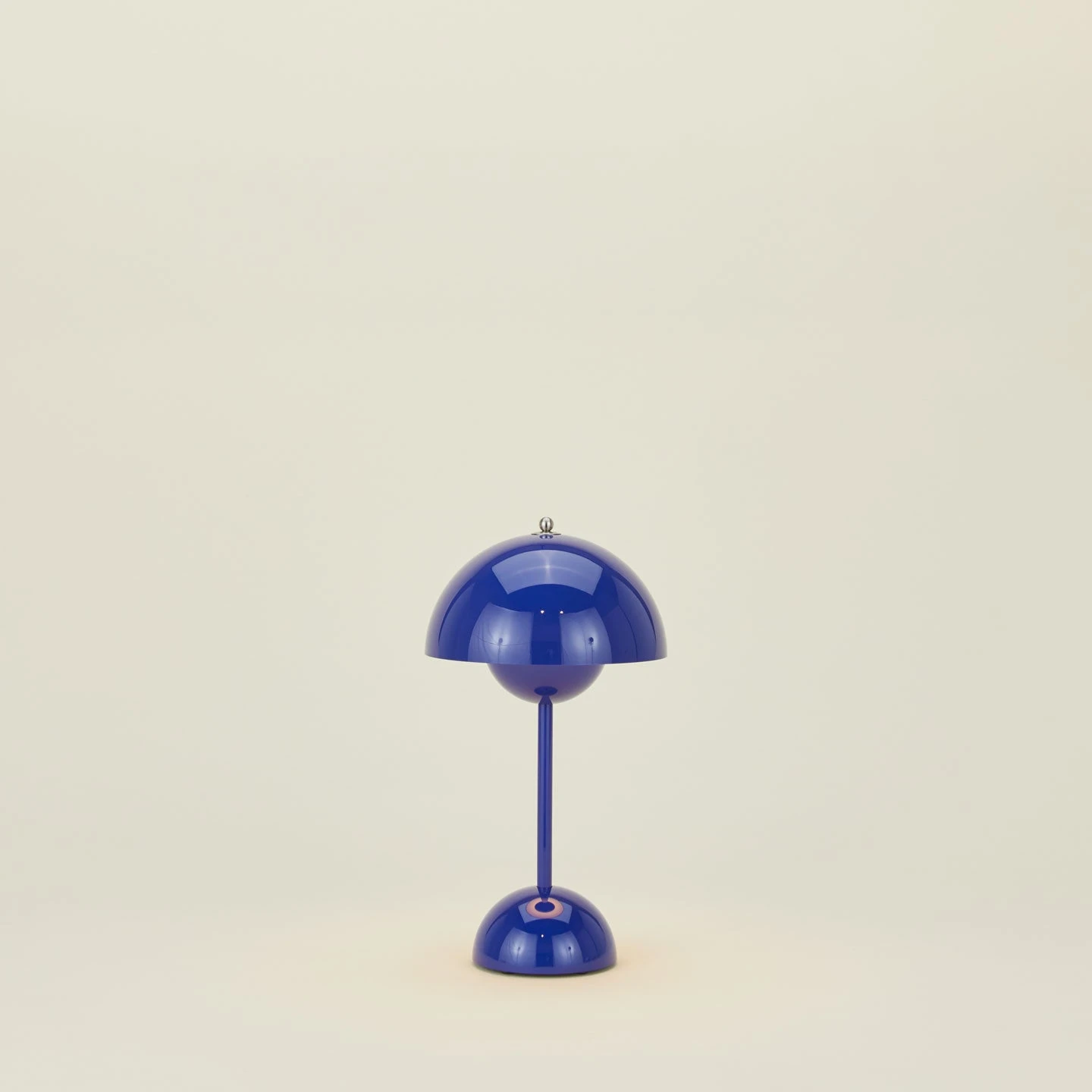 &Tradition Flowerpot Portable Lamp - Cobalt 3 &Tradition Flowerpot Portable Lamp - Cobalt