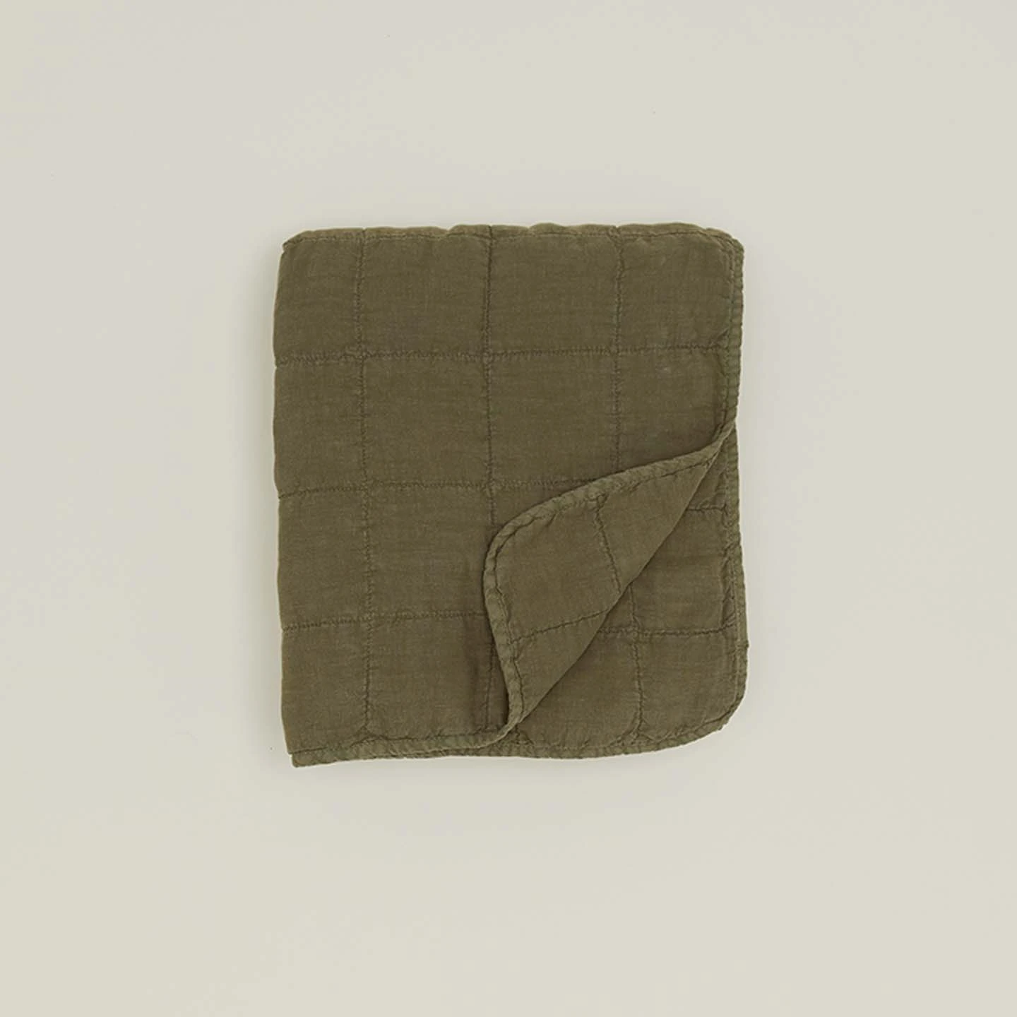 Simple Linen Quilted Throw - Olive 3 Simple Linen Quilted Throw - Olive