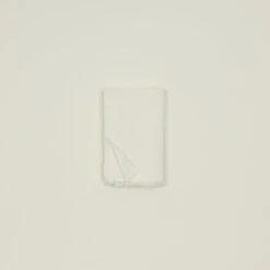 Essential Cotton Tablecloth - Ivory -ferm LIVING Store HNY.500.50.063.045 b