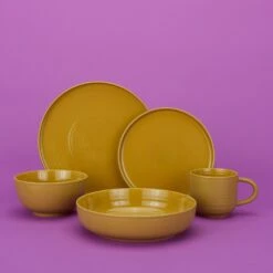 Essential Salad Plate, Set Of 4 - Mustard -ferm LIVING Store IMG 1639 45396a95 244a 4941 9b5c 133d7cf3d097
