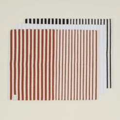 Ojai Bath Mat - Black -ferm LIVING Store QUT.600.50.004.MIX b 514657fc a1d1 44e5 87db 6b84d05df15b