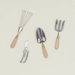 Garden Rake -ferm LIVING Store SMI.800.10.XXX .BCH a 4ad02eb1 3c7d 44cf 8d7f 5941f0a6f57c