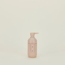 RIG TIG Pump-It Soap Dispenser - Blush -ferm LIVING Store STL.600.45.001.095 a21 RT