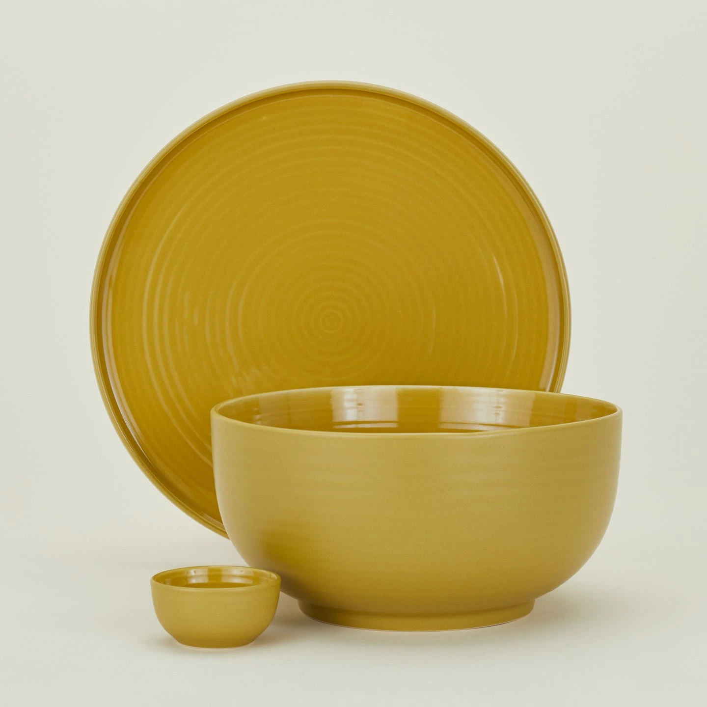 Essential Serving Bowl - Mustard 6 Essential Serving Bowl - Mustard - Image 4