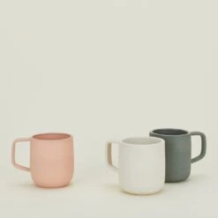 Stoneware Pigment Mug - Forest -ferm LIVING Store l impatience stoneware pigment muggroup LIC.500.10.001 8b804cbc 6be9 4928 8da5 5e206d183b83