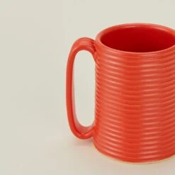 Tall Ribbed Mug - Paprika -ferm LIVING Store tellefsen atelier paprika tall ribbed mug detail TFA.500.10.001.120